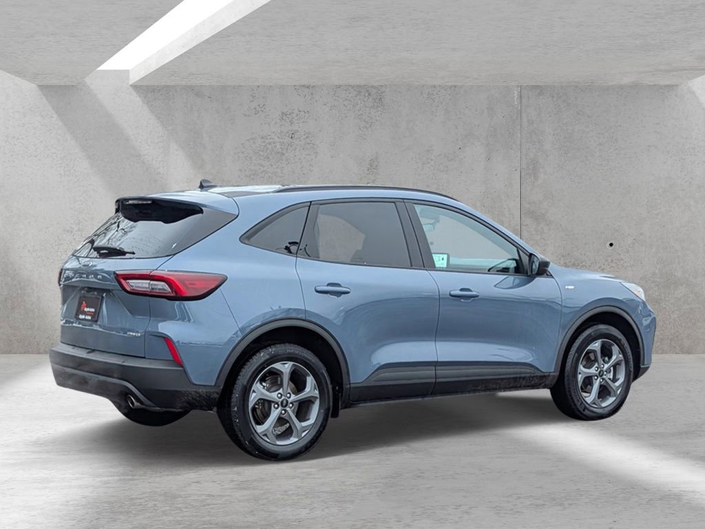 Certified 2025 Ford Escape ST-Line image 3