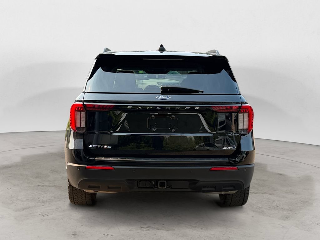 Certified 2025 Ford Explorer Active AWD/4WD image 6