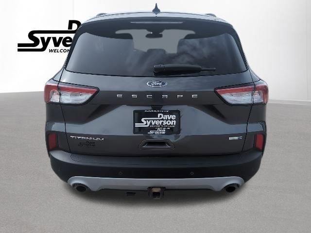 Certified 2020 Ford Escape Titanium image 3