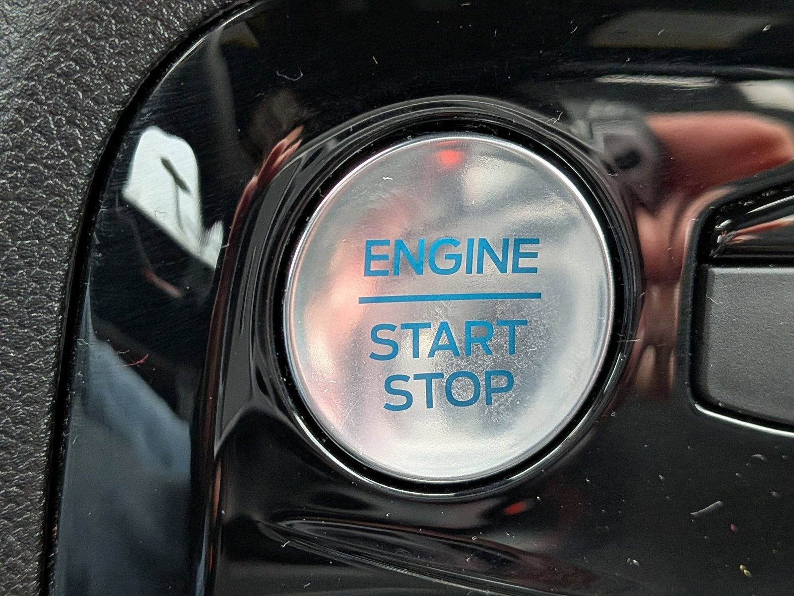 Certified 2023 Ford Escape ST-Line w/ Tech Pack #1 image 32