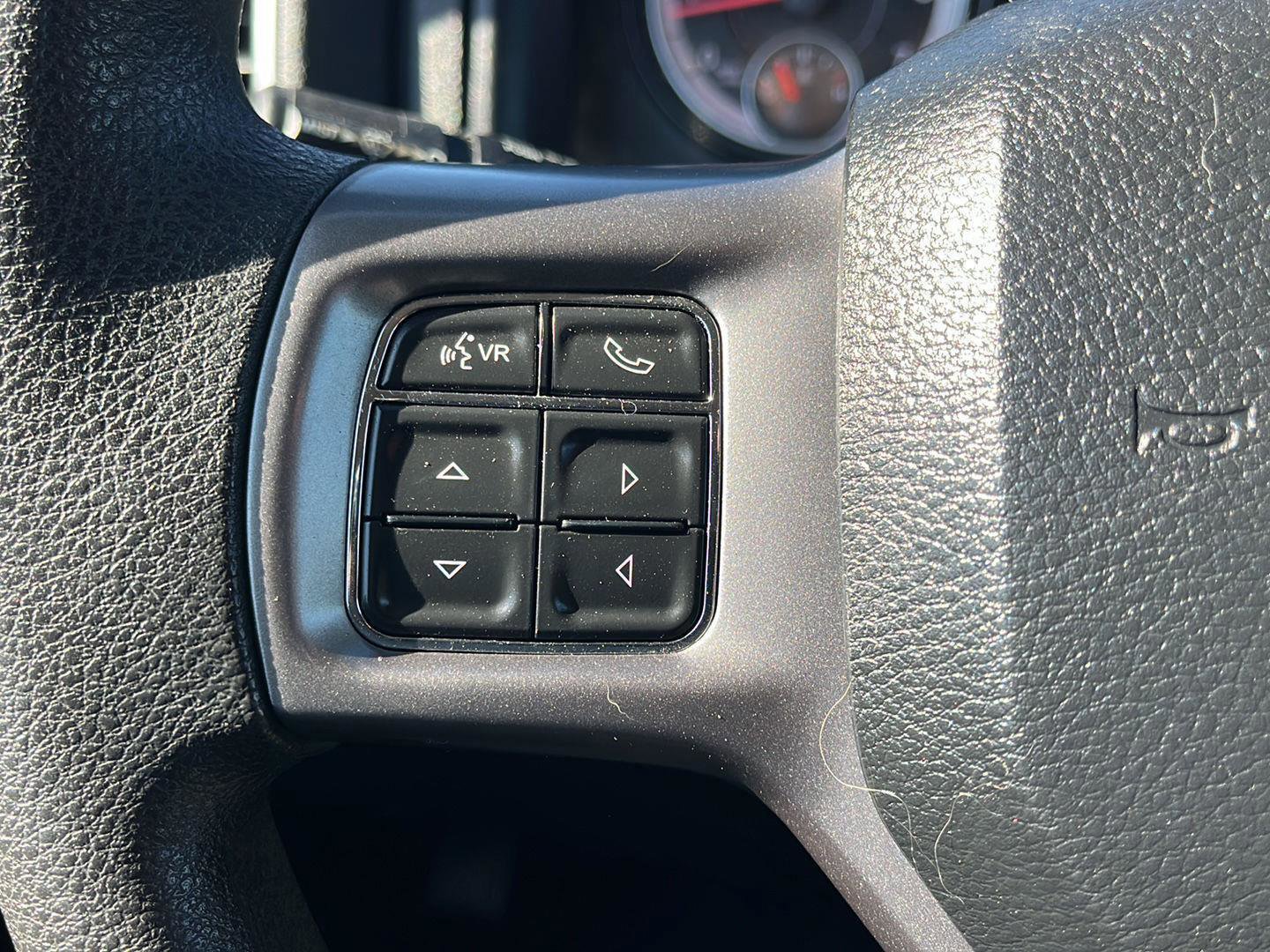 Used 2021 RAM 1500 Classic SLT image 22