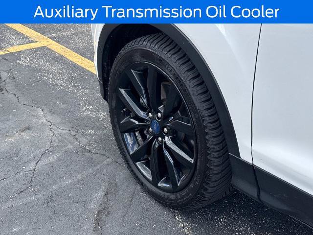 Certified 2019 Ford Escape Titanium AWD/4WD image 16
