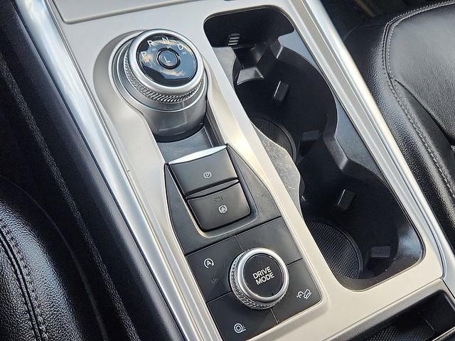 Certified 2024 Ford Explorer Limited w/ Limited Technology Package AWD/4WD image 32