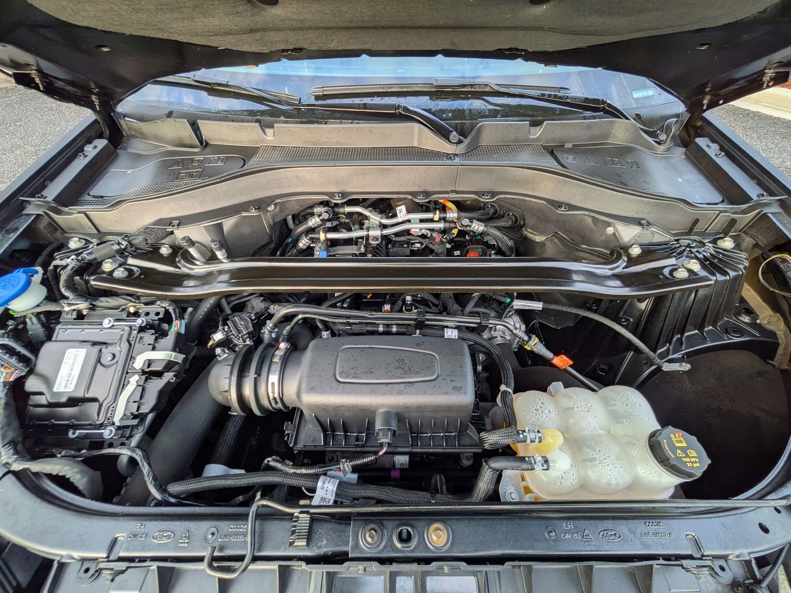 Certified 2023 Ford Explorer Limited w/ Limited Technology Package image 10