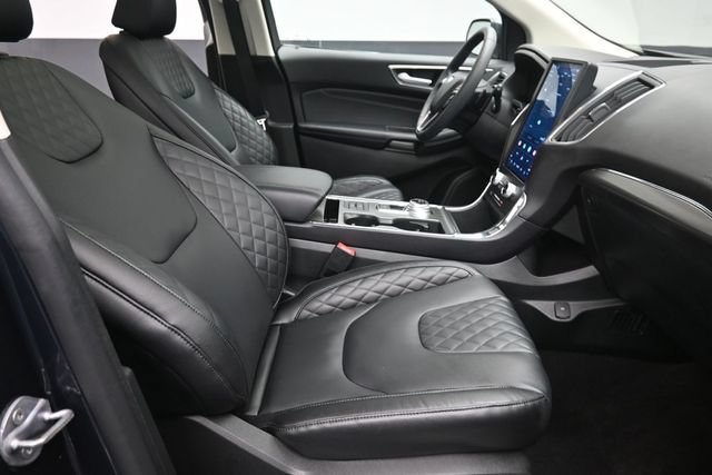 Certified 2024 Ford Edge Titanium w/ Equipment Group 301A AWD/4WD image 27
