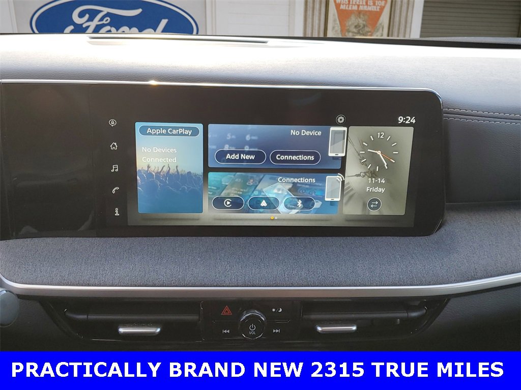 Used 2025 Nissan Kicks SV image 22