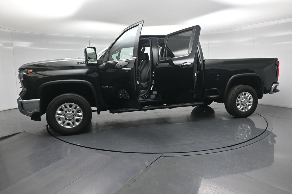 Used 2024 Chevrolet Silverado 2500 LTZ w/ LTZ Convenience Package AWD/4WD image 38
