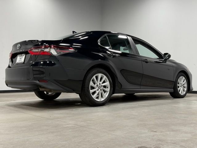 Used 2022 Toyota Camry LE w/ Carpet Mat Package (TMS) image 12