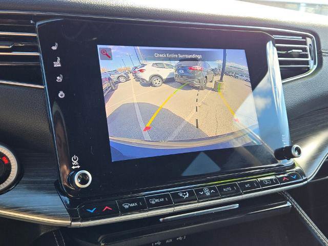 Used 2023 Jeep Wagoneer L Series III w/ Preferred Equipment Group image 32