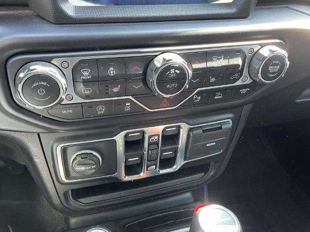 Used 2022 Jeep Gladiator Overland image 27