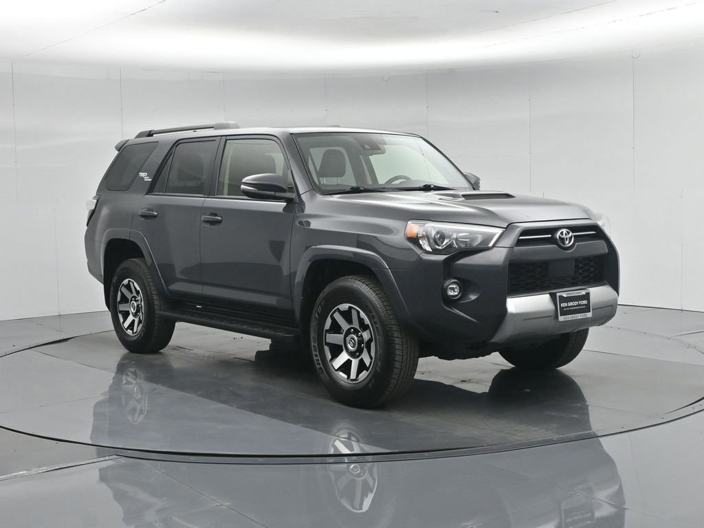 Used 2024 Toyota 4Runner TRD Off-Road Premium image 6