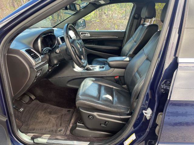 Used 2018 Jeep Grand Cherokee Limited AWD/4WD image 13