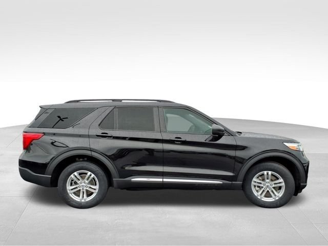 Certified 2023 Ford Explorer XLT w/ Class IV Trailer Tow Package AWD/4WD image 10