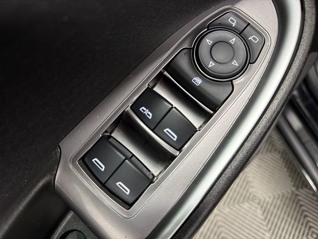 Used 2023 Chevrolet Malibu LT image 17