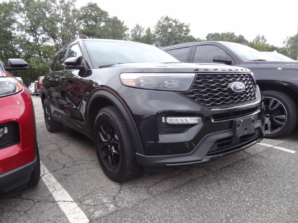 Certified 2023 Ford Explorer ST w/ Equipment Group 401A AWD/4WD image 1