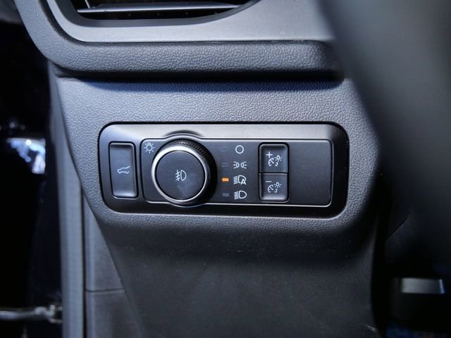 Certified 2022 Ford Escape Titanium w/ Class II Trailer Tow Package image 25