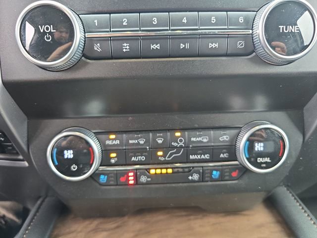 Certified 2021 Ford Expedition Platinum image 20