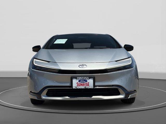 Used 2024 Toyota Prius Prime Premium FWD image 3