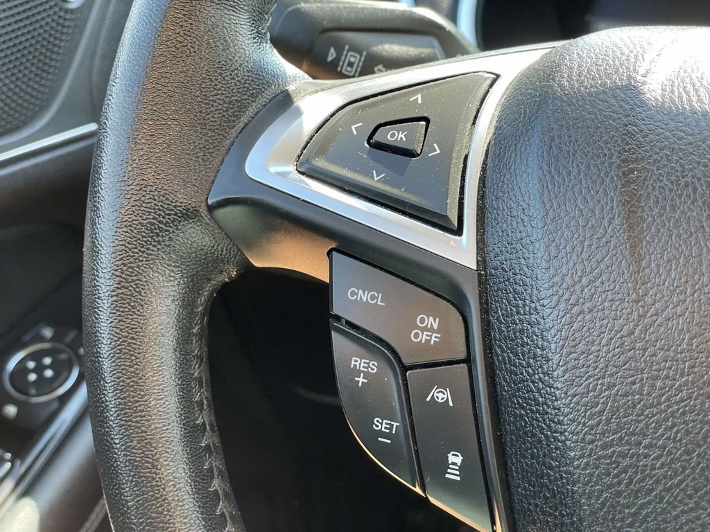 Certified 2020 Ford Edge Titanium w/ Equipment Group 301A image 10