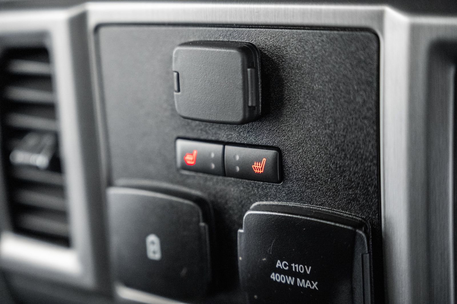 Certified 2022 Ford F250 Platinum w/ Snow Plow Prep Package image 39