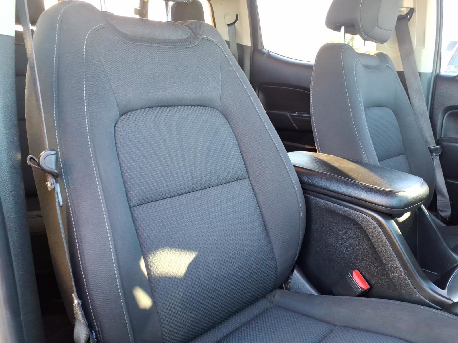 Used 2019 Chevrolet Colorado LT w/ LT Convenience Package image 12