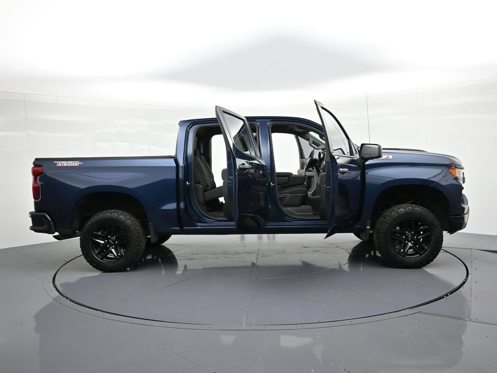 Used 2023 Chevrolet Silverado 1500 Custom Trail Boss AWD/4WD image 30