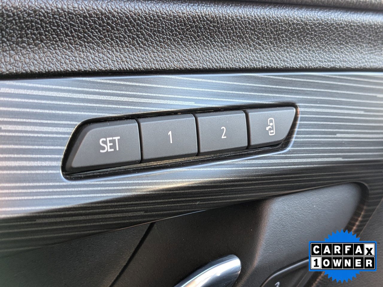 Used 2022 GMC Terrain SLT w/ Infotainment Package II image 31