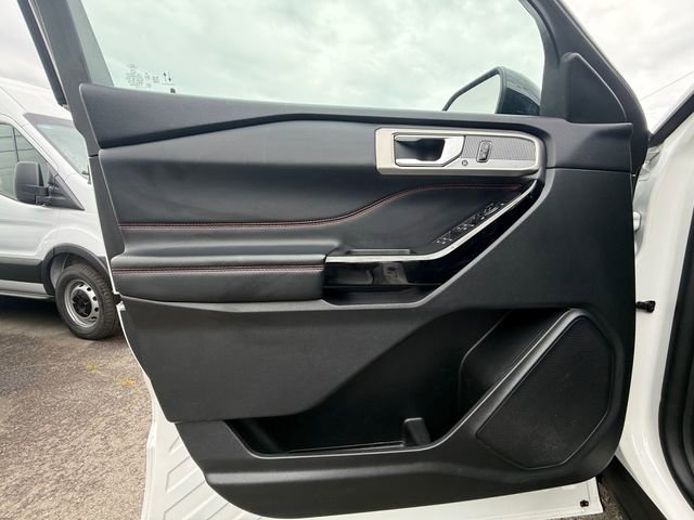 Certified 2023 Ford Explorer ST-Line w/ Class IV Trailer Tow Package AWD/4WD image 23
