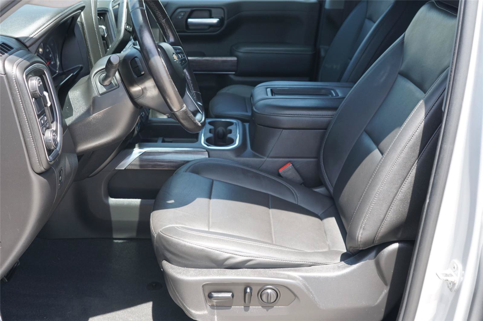 Used 2021 Chevrolet Silverado 1500 LTZ RWD image 10