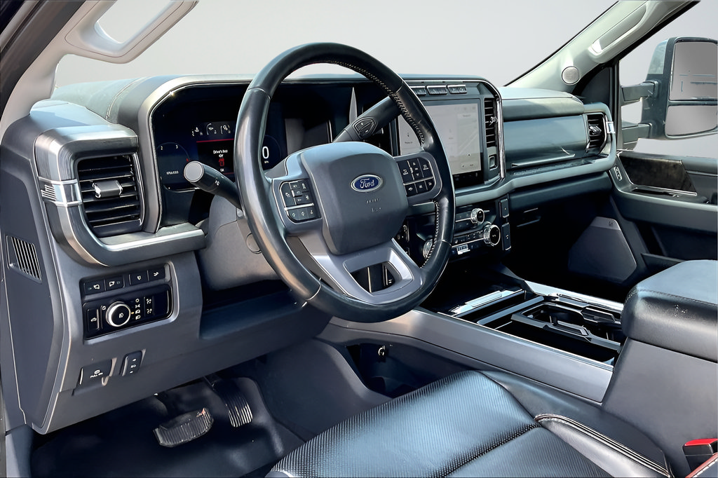 Certified 2024 Ford F250 Lariat w/ Lariat Ultimate Package AWD/4WD image 14