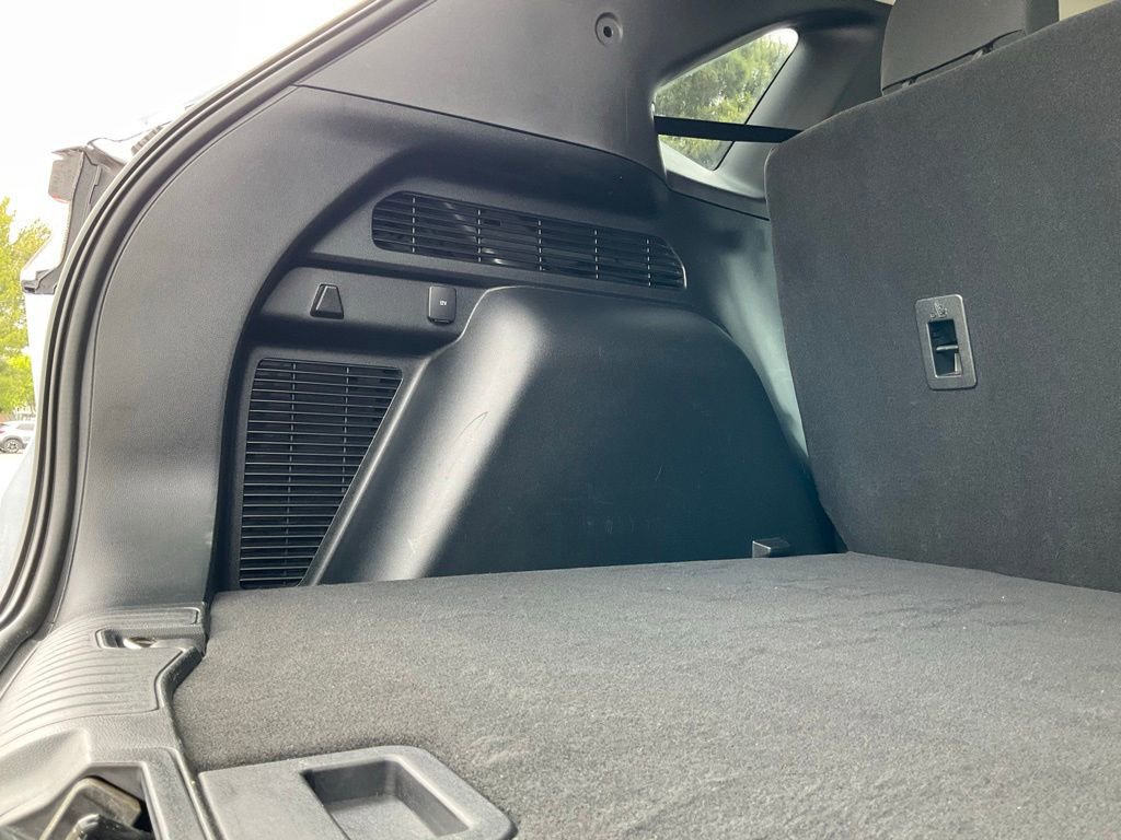 Certified 2022 Ford Escape SE image 27