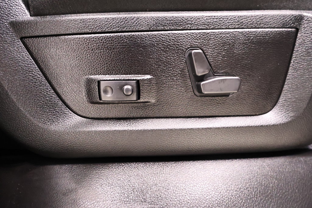 Used 2023 RAM 3500 Laramie w/ Night Edition AWD/4WD image 22