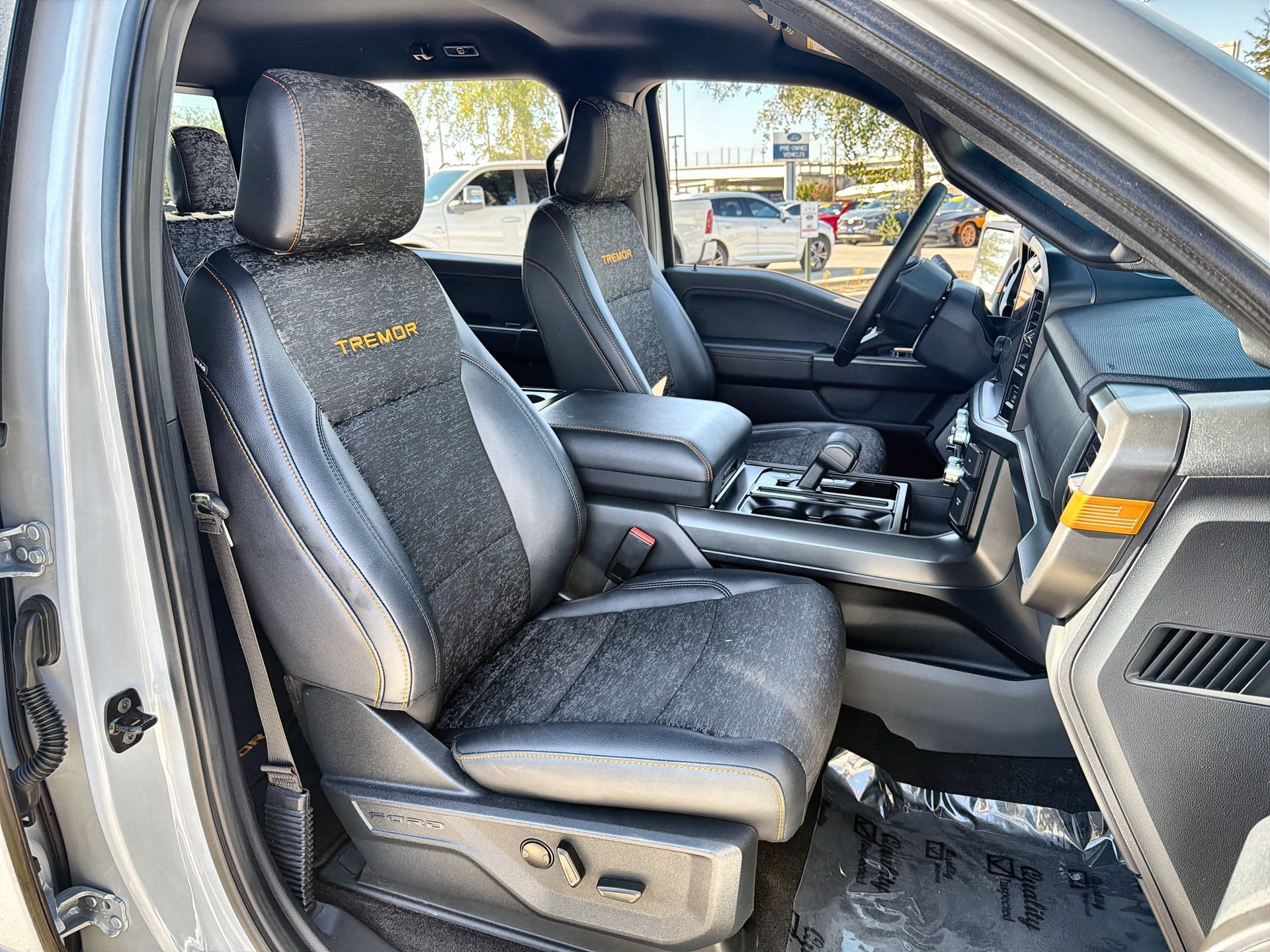 Certified 2025 Ford F150 Tremor AWD/4WD image 24