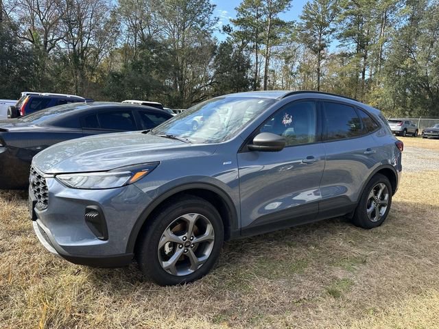 Certified 2025 Ford Escape ST-Line image 2