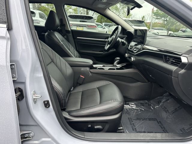 Used 2024 Nissan Altima 2.5 SR w/ SR Premium Package AWD/4WD image 34