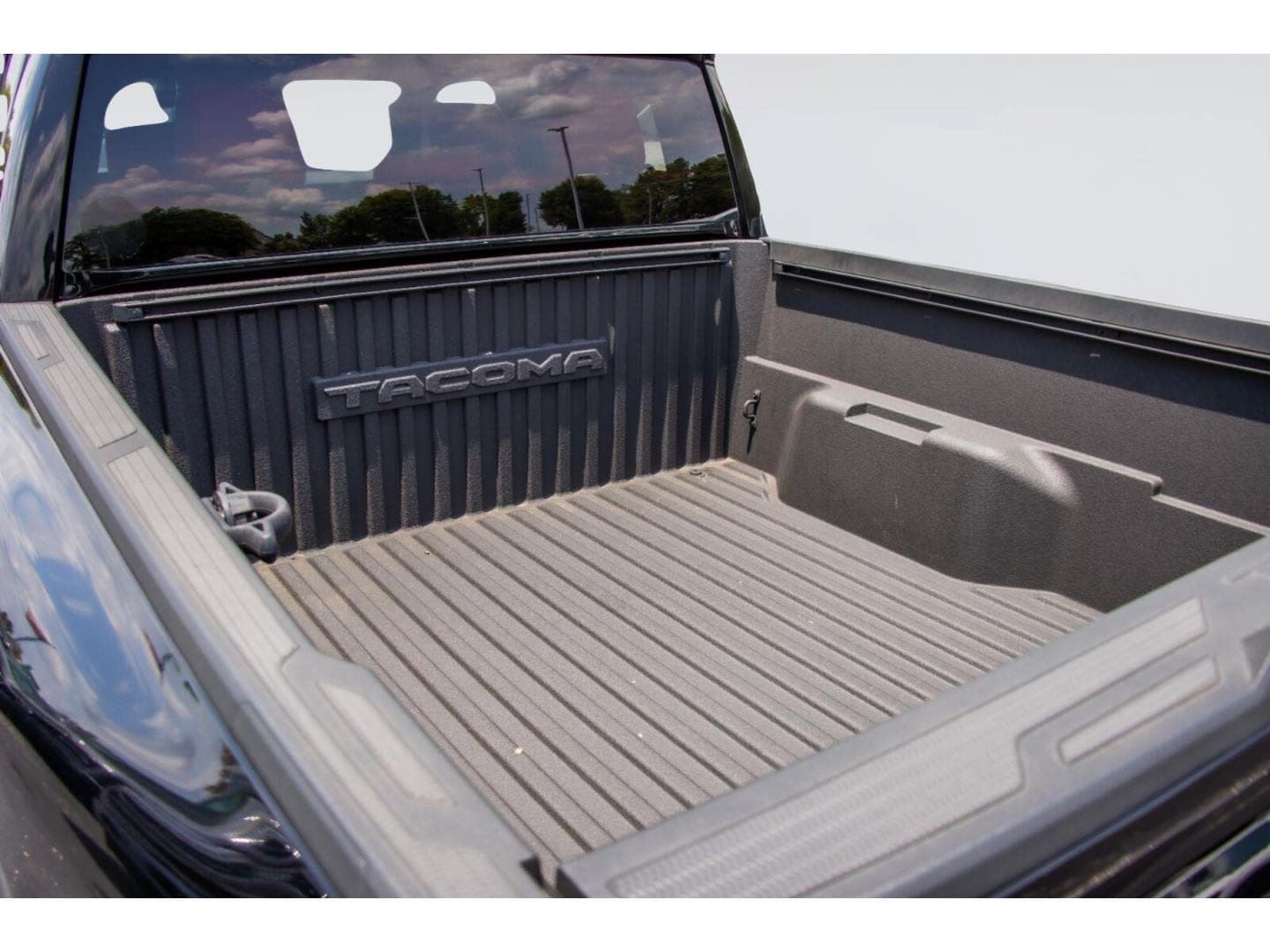 Used 2024 Toyota Tacoma SR5 RWD image 6