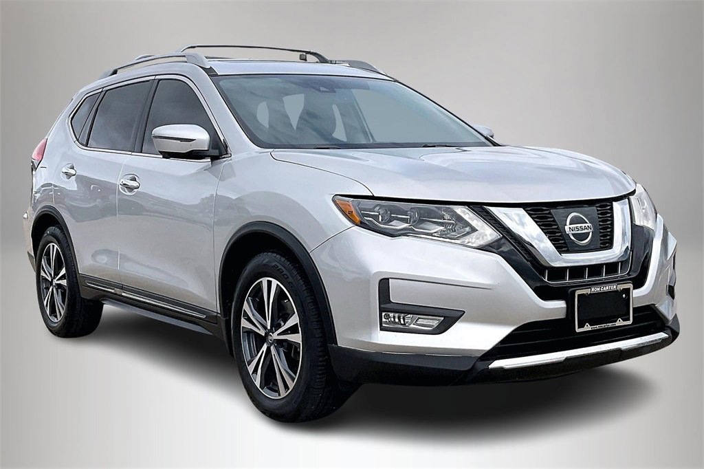 Used 2017 Nissan Rogue SL w/ SL Premium Package image 5