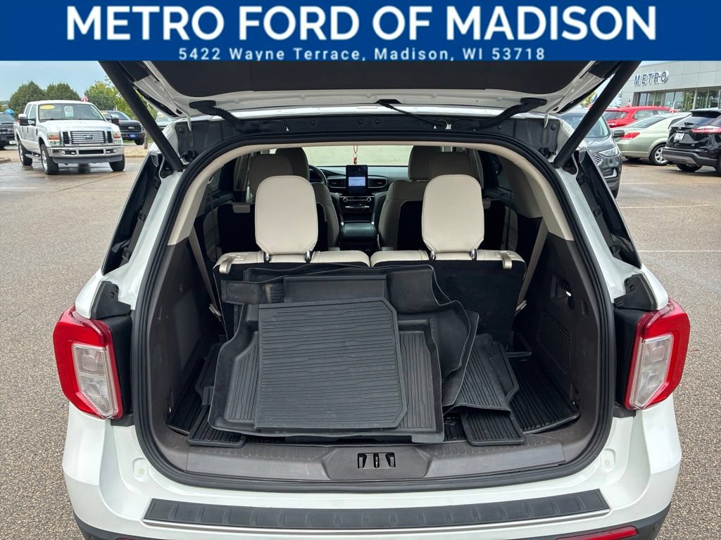 Certified 2023 Ford Explorer Platinum w/ Technology Package AWD/4WD image 43
