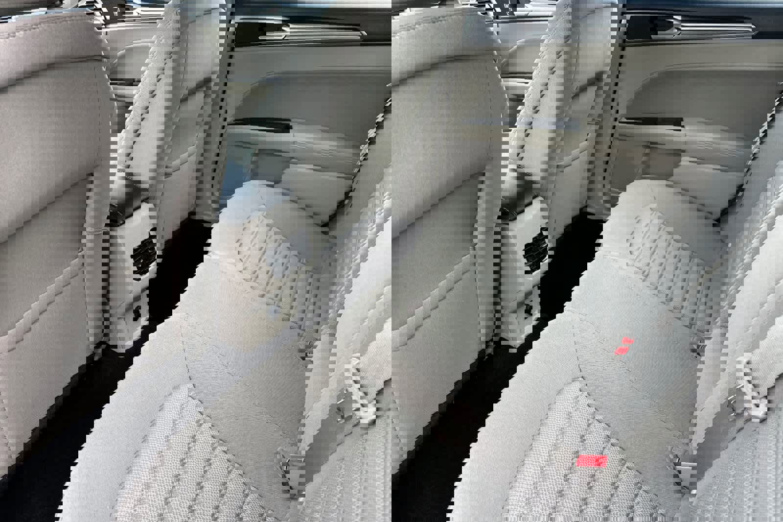 Certified 2019 Ford Fusion SE image 10