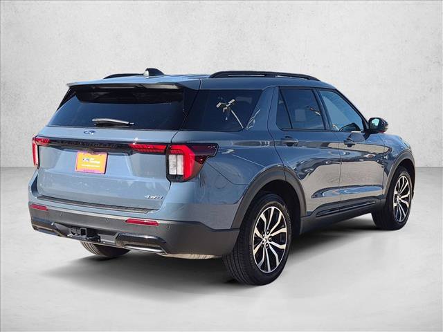 Certified 2026 Ford Explorer ST-Line AWD/4WD image 5