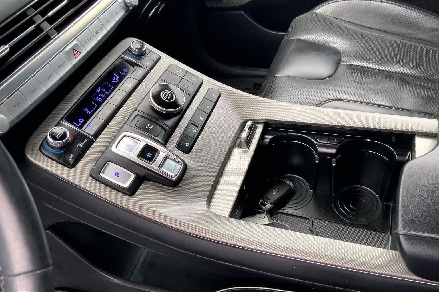 Used 2021 Hyundai Palisade Limited FWD image 16