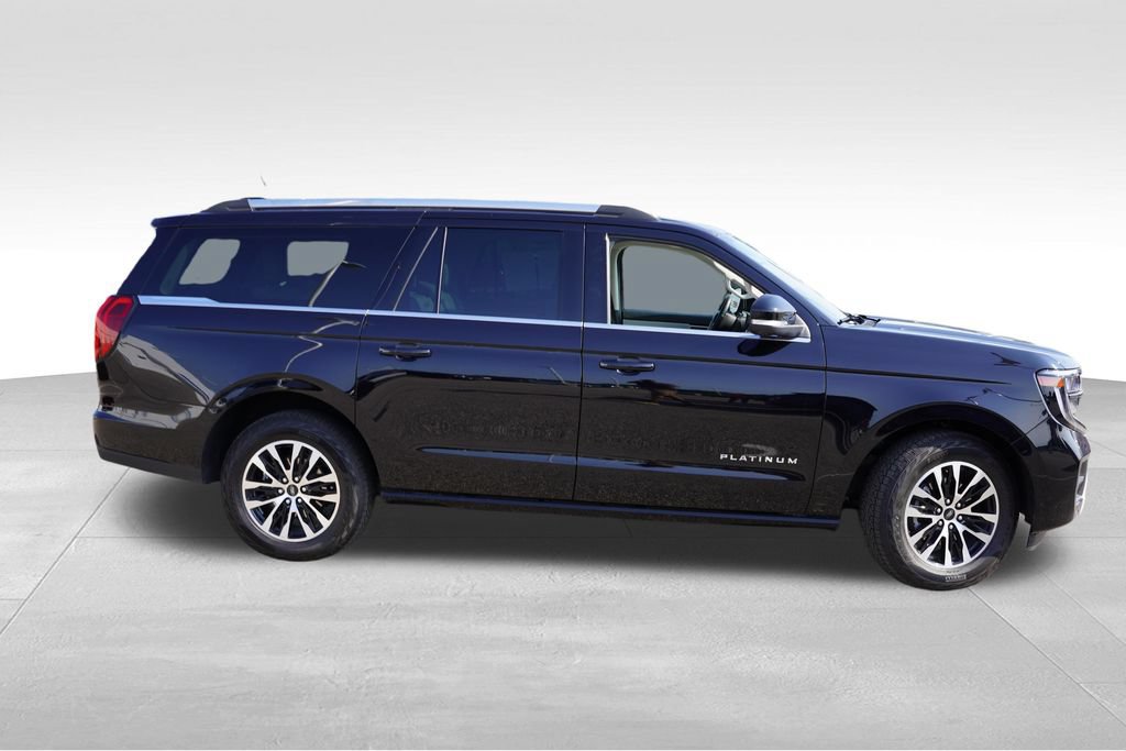 Certified 2025 Ford Expedition Max Platinum AWD/4WD image 3
