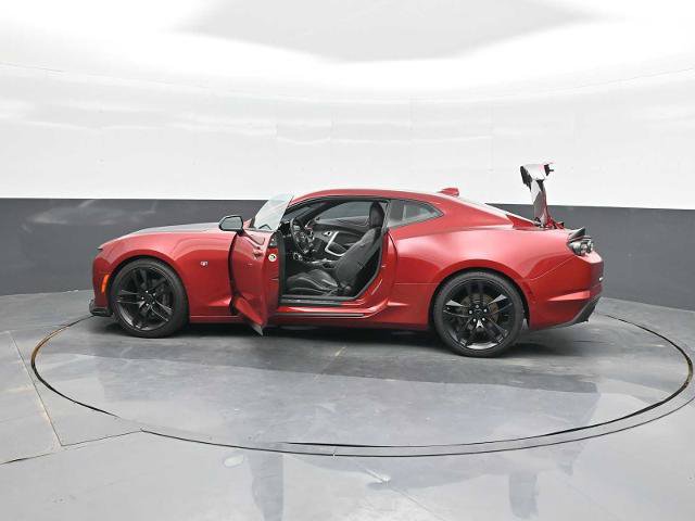 Used 2020 Chevrolet Camaro LT w/ 1LE Track Performance Package RWD image 34