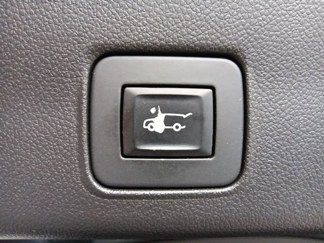 Used 2022 Chevrolet TrailBlazer RS w/ Sun and Liftgate Package image 29