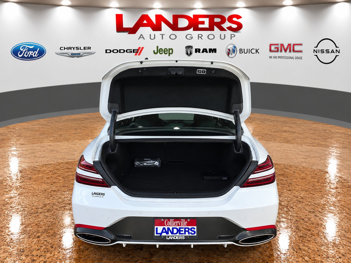 Used 2025 Genesis G70 3.3T Advanced w/ Sport Prestige Package RWD image 9