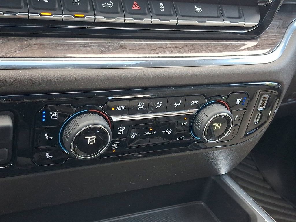 Used 2023 Chevrolet Silverado 1500 LTZ w/ LTZ Premium Package AWD/4WD image 20