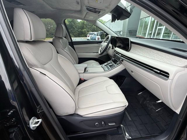 Used 2023 Hyundai Palisade Calligraphy FWD image 19