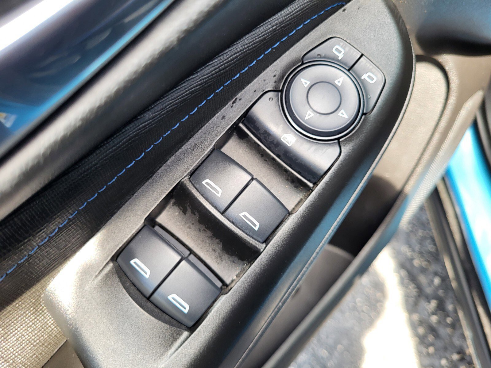 Used 2025 Buick Envista Sport Touring FWD image 18