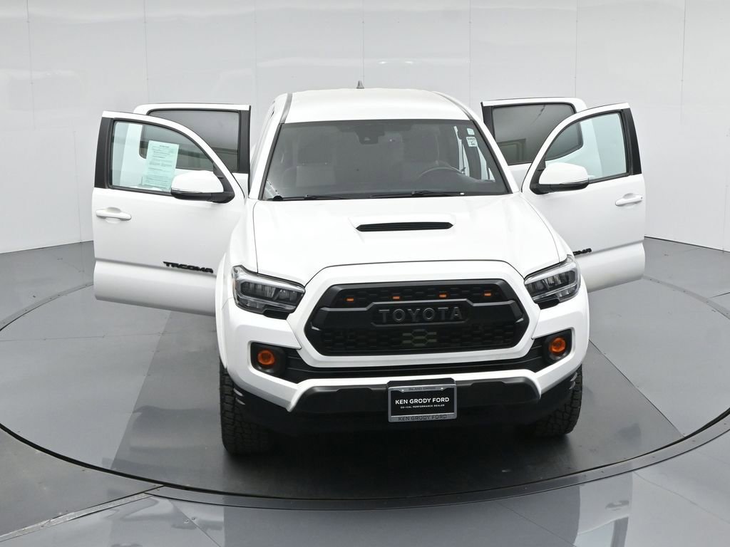 Used 2022 Toyota Tacoma TRD Sport image 40