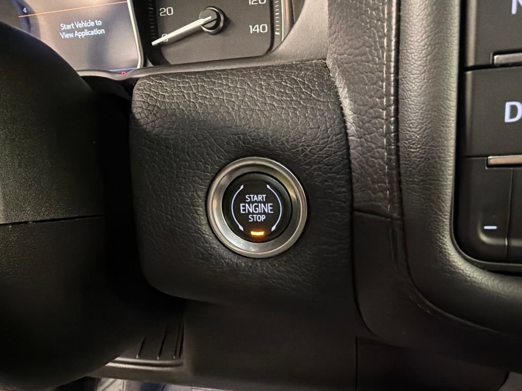 Used 2021 GMC Yukon Denali w/ Denali Premium Package AWD/4WD image 16